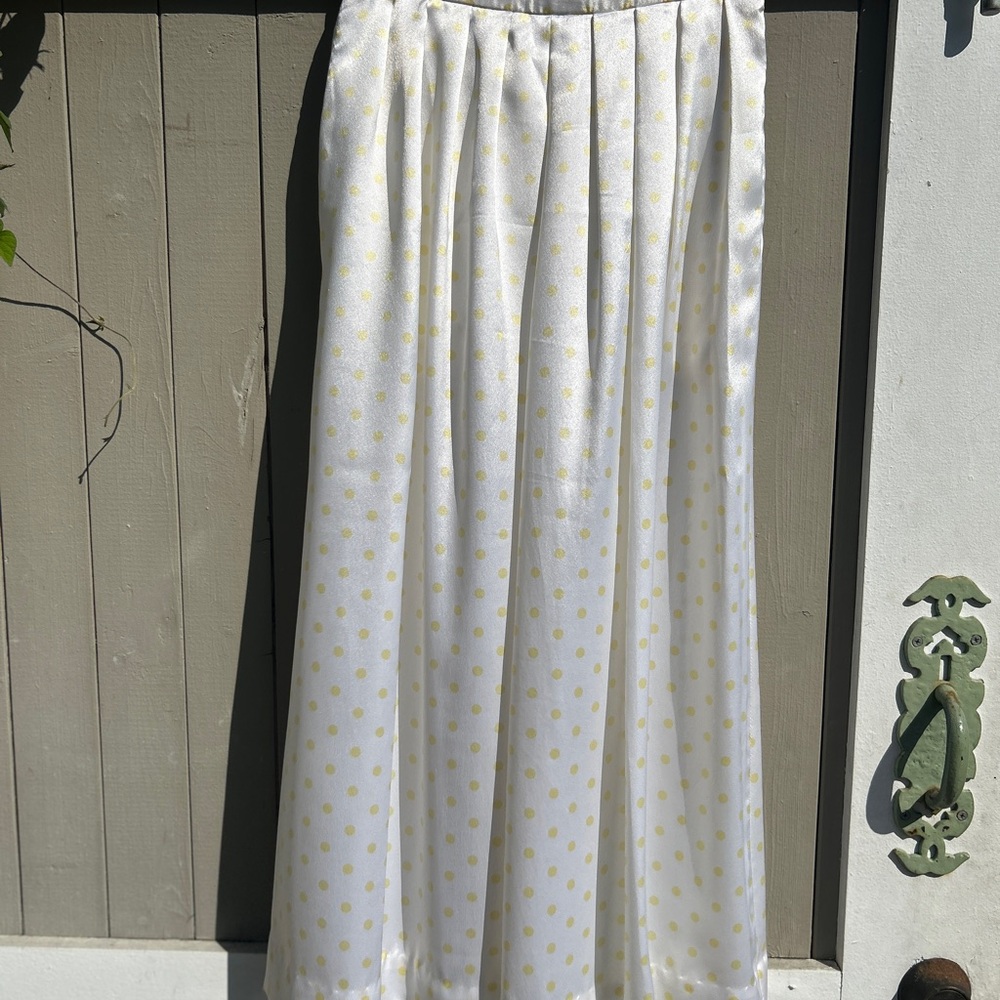 JH Collectibles Vintage White and Yellow Polka Dot Full- A-Line Pleated Skirt